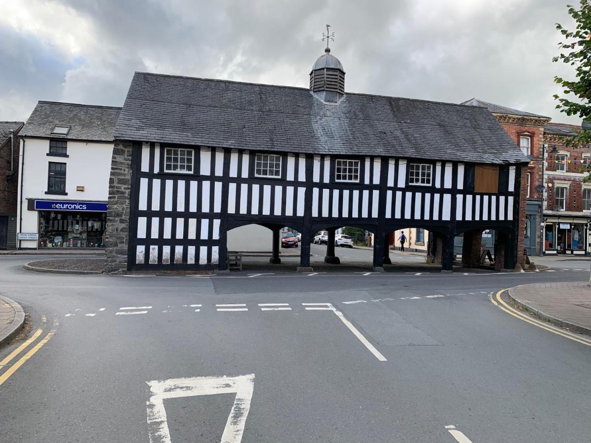 Appartamento Llanidloes Townhouse-Pet-Friendly-Sleeps 6-Mid Wales Esterno foto