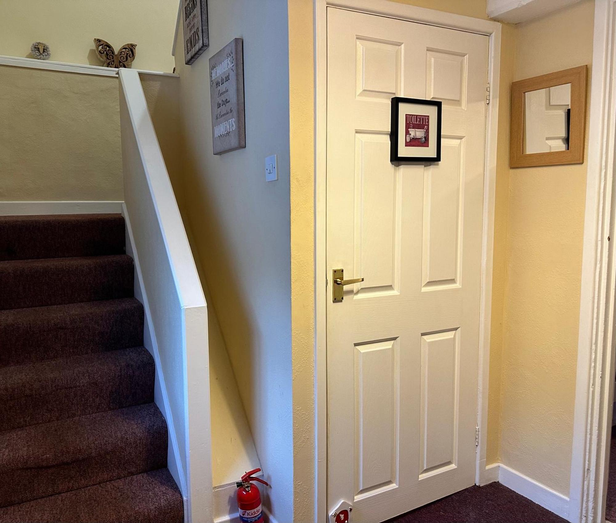 Appartamento Llanidloes Townhouse-Pet-Friendly-Sleeps 6-Mid Wales Esterno foto